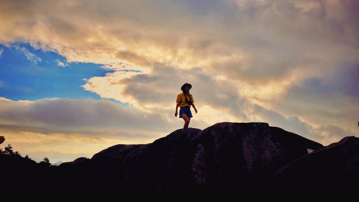 万水千山走遍,写给我的2022,旅游博主一年行走16个省,飞行54次_三亚