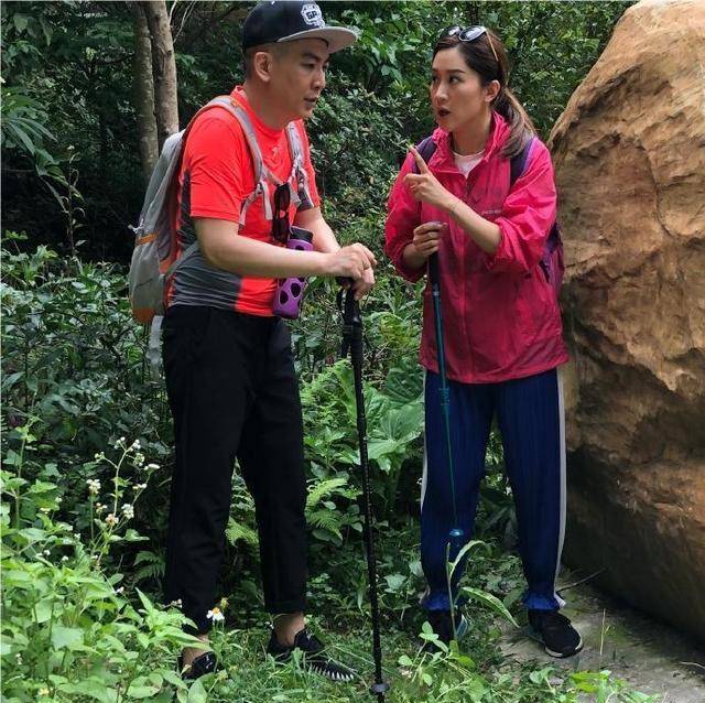 《外》剧"华女"黄晓华:戏里和陈想妹在一起,戏外低调,两孩子_康祈祖