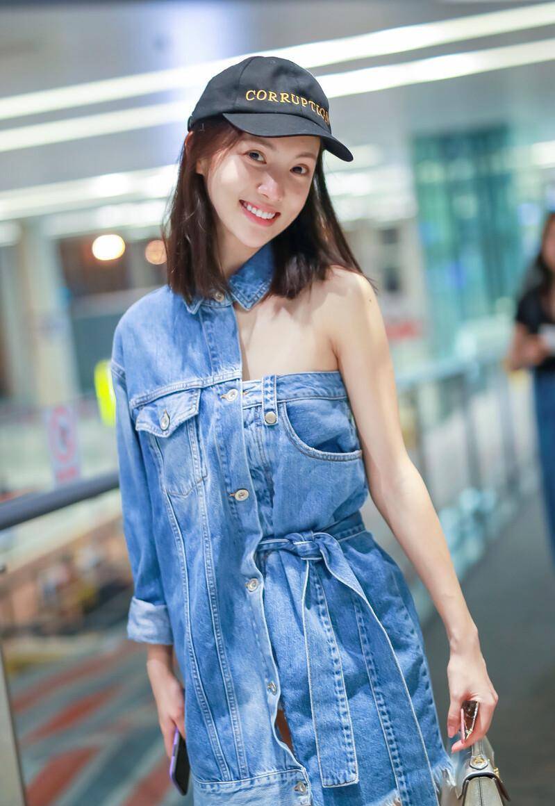 金晨遭张绍刚"爹味炮轰",没见过这么"霉"的女的_舞蹈_专业户_大学