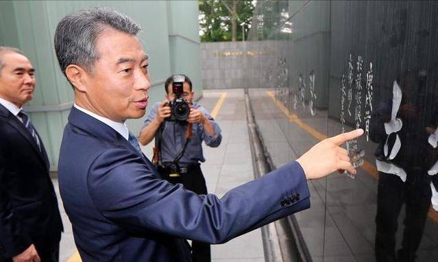 日本国父伊藤博文,被朝鲜人刺杀临死前留下2字遗言,中国人都懂_安重根