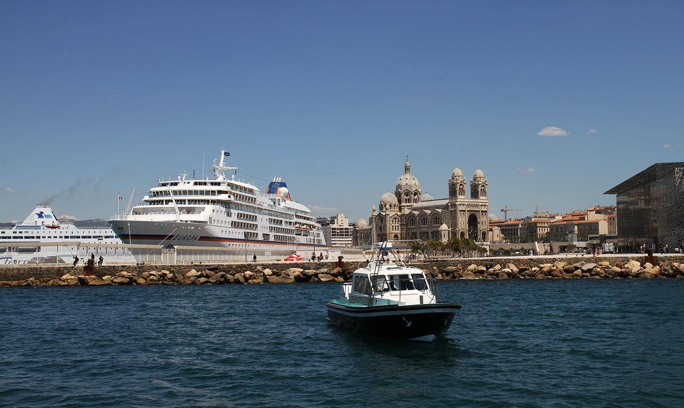 法国马赛,法国国歌的诞生地和《基度山恩仇记》故事的发生地_老港