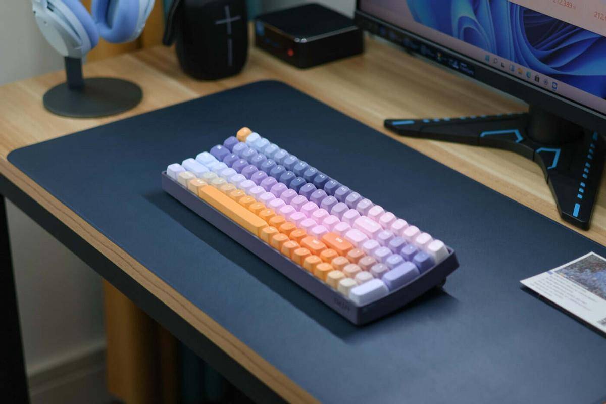 Lofree洛斐小翘星河入手体验,颜值与实用兼备的桌面好物