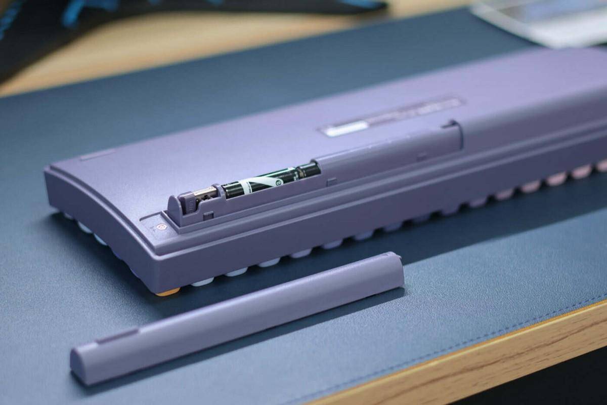 Lofree洛斐小翘星河入手体验,颜值与实用兼备的桌面好物