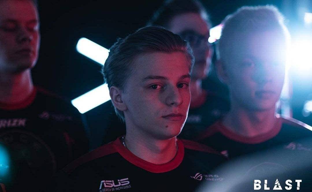 csgo:小李子采访展现高情商,让niko成为巨星_调整_帅又好_双拉满