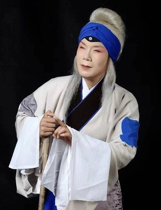 青年豫剧演员李庆杰讲述自己《金玉满堂》坎坷历程_戏曲_王希玲_爸爸