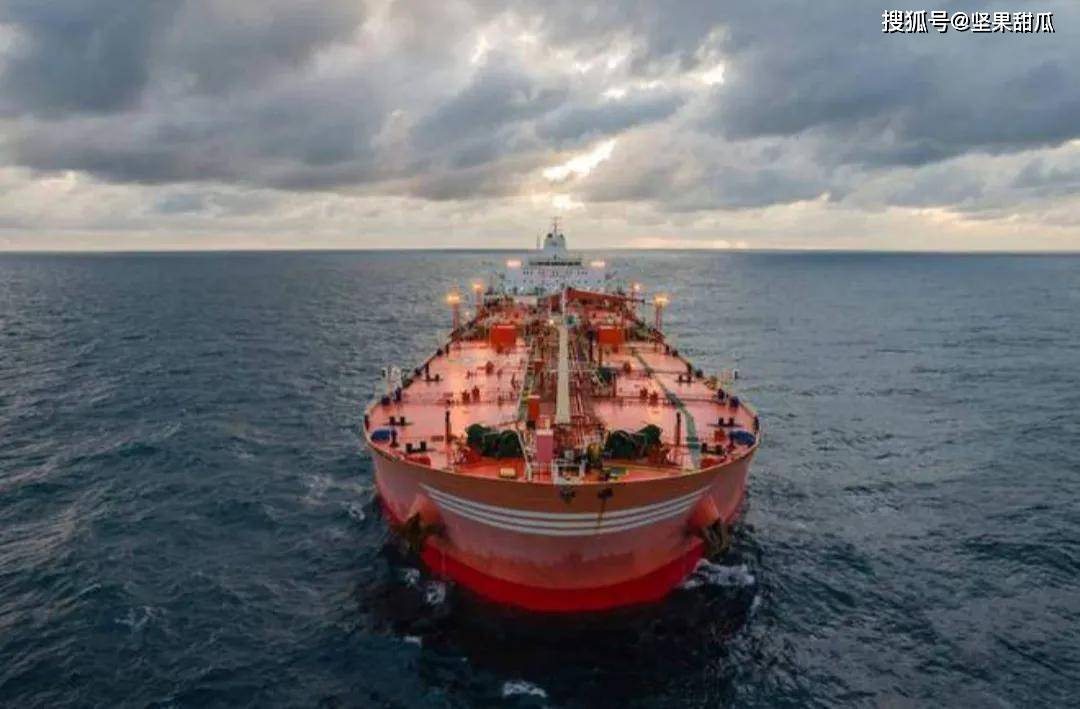 俄罗斯大量购买油轮,目标亚太,欧洲想要低价油顺便制裁不太容易_石油