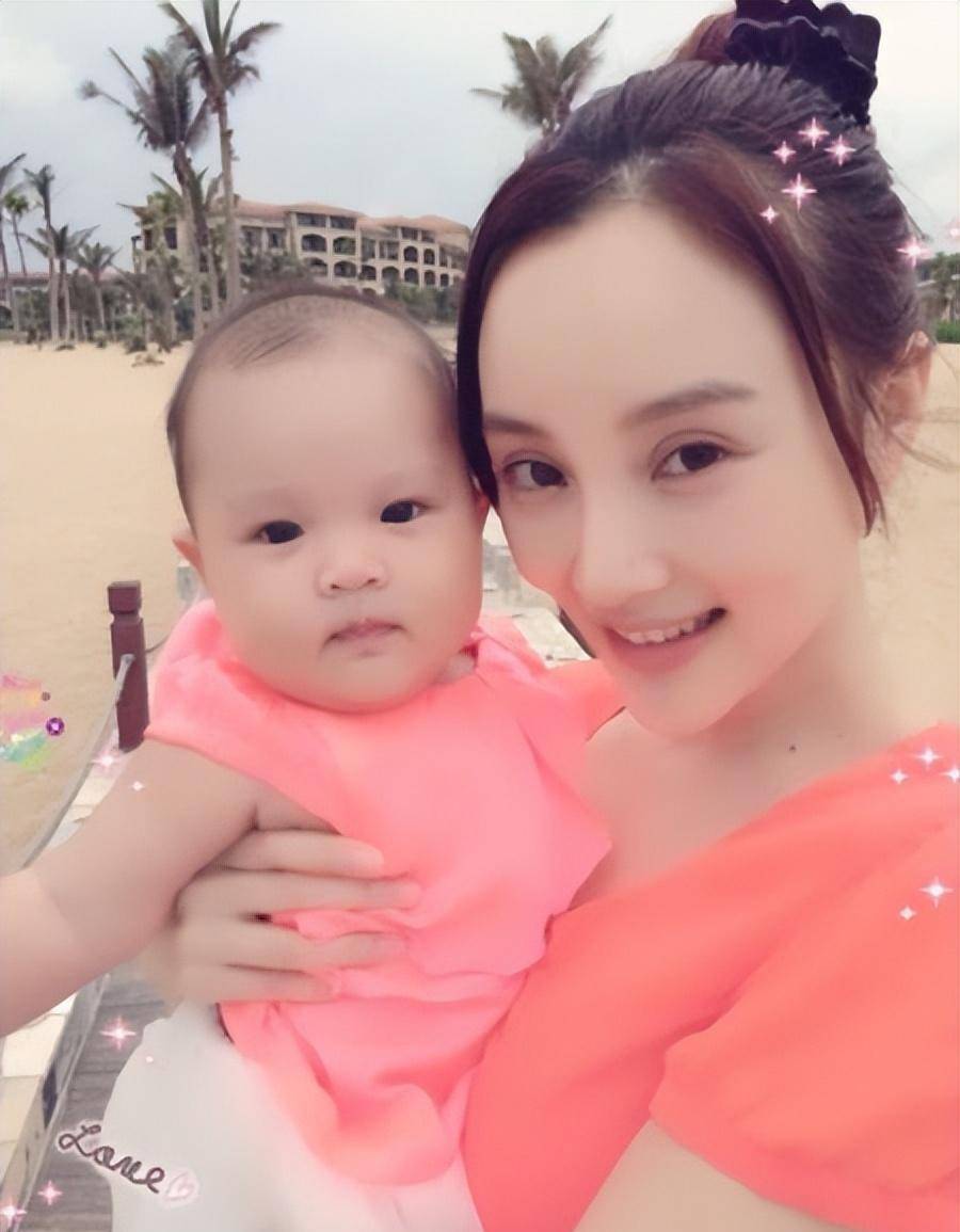 李小璐:17岁成"最年轻影后",一手好牌却因男人"发烂发臭"_李晨_韩庚