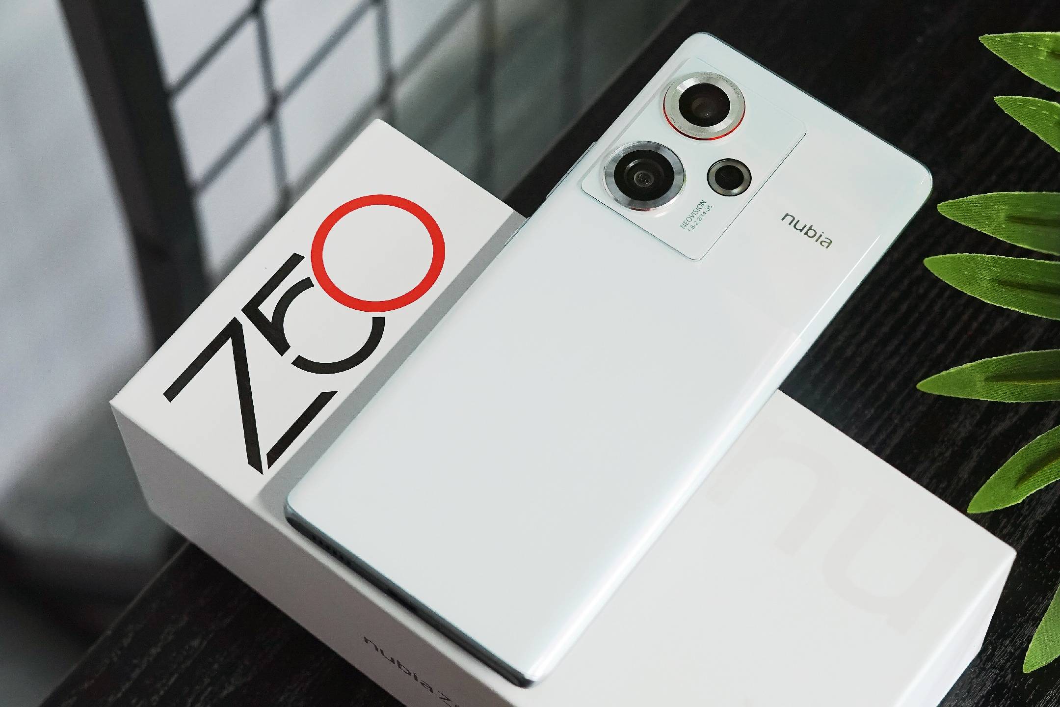 品鉴nubia z50:"个性旗舰"之名,它是否担当得起?_设计_手机_性能