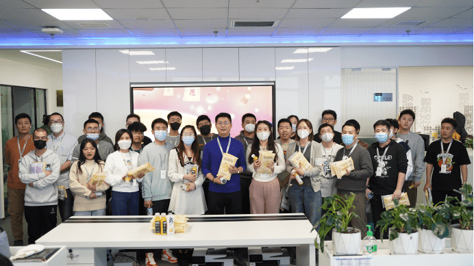 灯月交辉 喜乐团圆 | 环宇互娱科技为员工发放元宵节福利_口味_公司