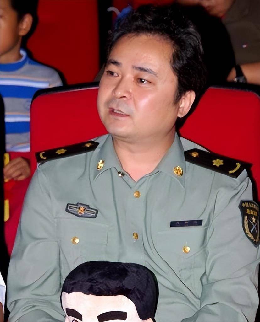 "潘冬子"祝新运:12岁走红,娶大三岁二婚妻子,如今怎么样了_表演_李俊