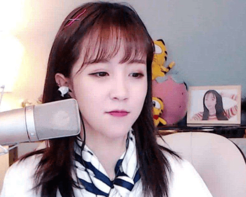 王斯琴讲娱乐·02-03 22:16热烈祝贺2024届新生加入飞扬战队,开启奋进