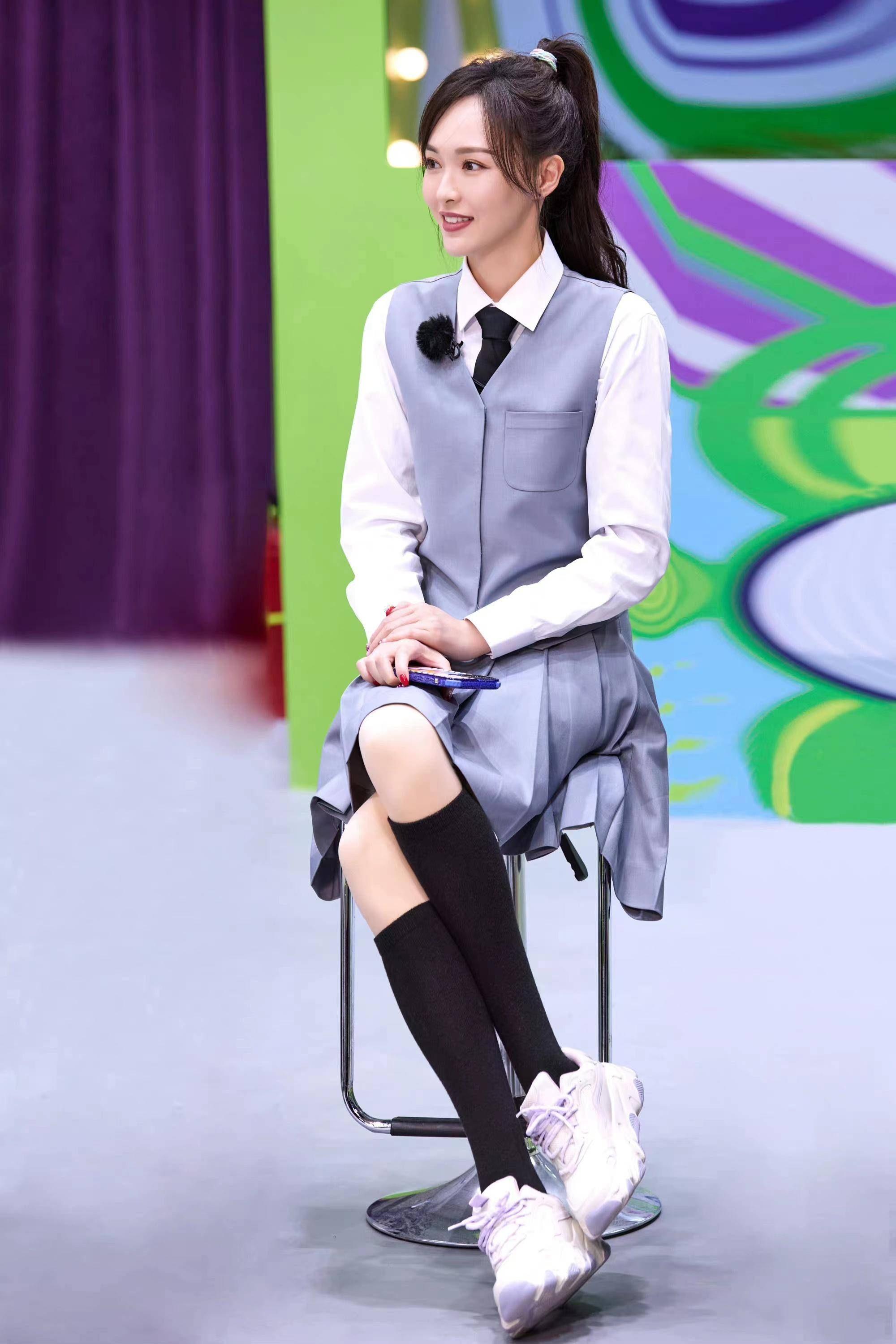 39岁唐嫣扮嫩美成少女!