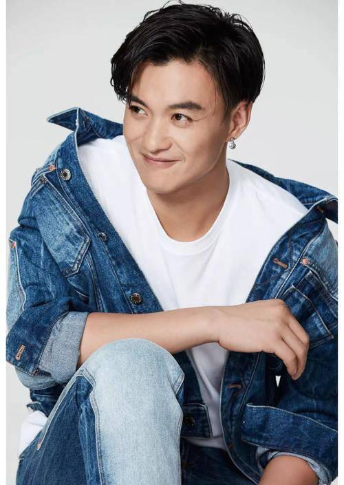 周一围章子怡私下互动!