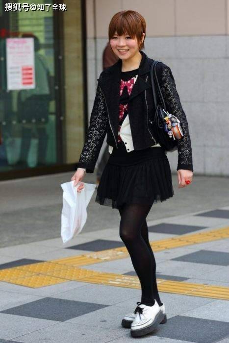 街拍!日本东京街头的美女!_女性_女孩_和动漫