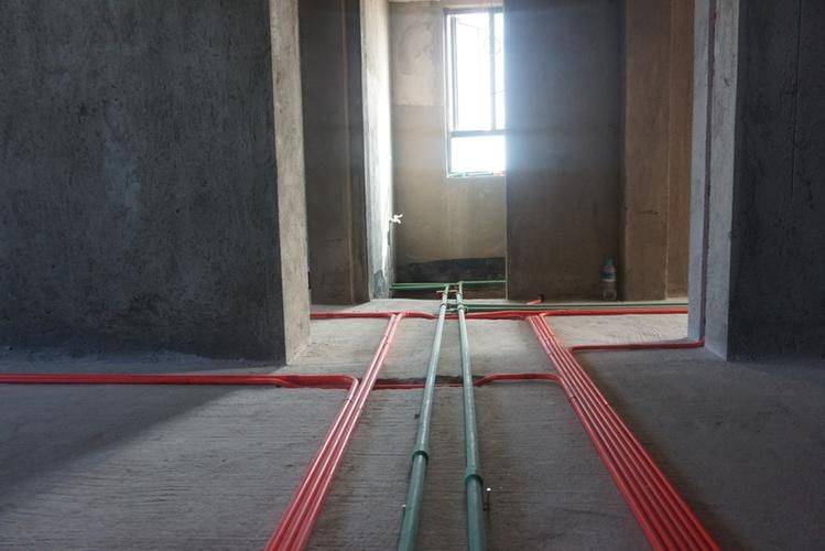 工地急招预埋水电工人 成都招水电工大工300一天_信息_项目_地点