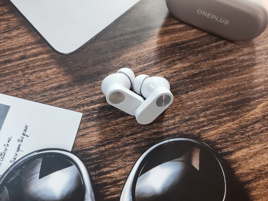 一加 Buds Ace:游戏影音两不误,颜值与实力并存