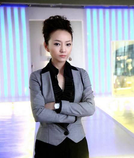 13岁母亲乳癌去世,父亲又舌尖癌离世,知名主持索妮成长的痛与泪_娱乐