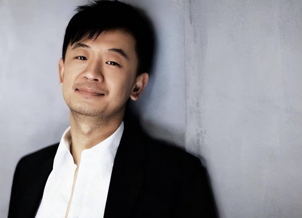 和老公黄晓波打球,这么精致的休闲装_黄海波_扎扎_剧中