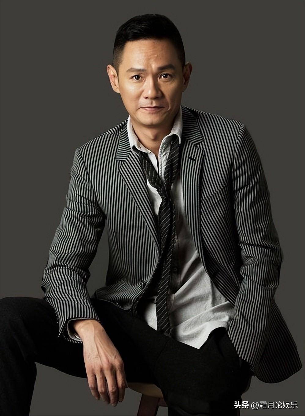 果靖霖:妻子在他怀里去世后,发誓永不再娶,痴情的男人令人心疼