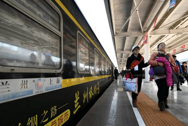 中国国内尴尬的火车站，名字被写错了，却仍坚持66年不改回！(图2)