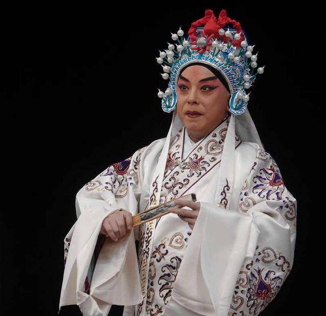 张君秋,赵燕侠后京剧界就无人开宗立派,那么李维康,于魁智算吗_流派