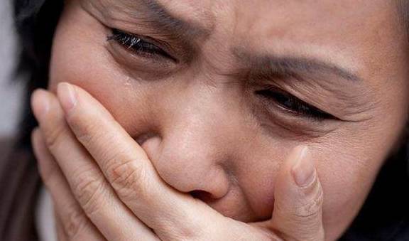 去城里女儿家过年,吃饭时小外孙说的话,让我眼泪直流!_老公_时候_女婿