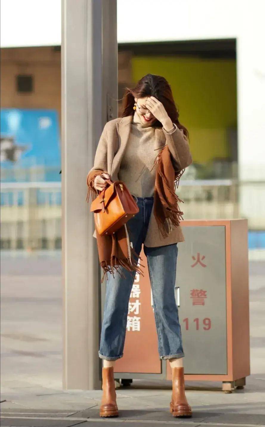 冬日杭州街拍,看看江南美女都是怎么穿的?_外套_黑色_效果
