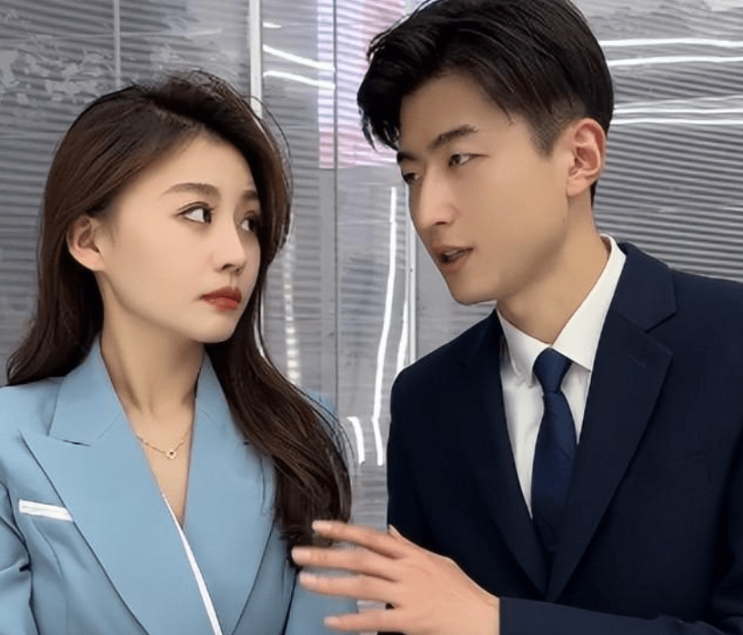 包下大楼led高调示爱,拥吻男友太甜蜜_yoyo_严新_趵突泉