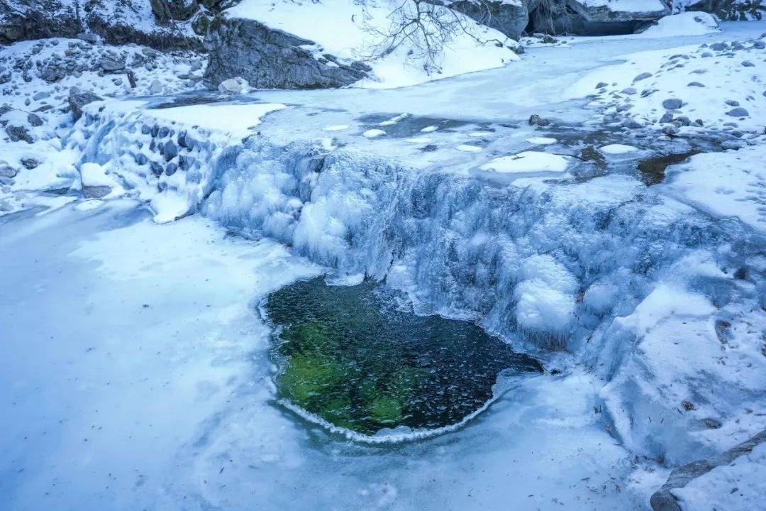 吐納新氧賞冰瀑 試登秦嶺望秦川丨太平國家森林公園邀您打卡壯闊雪景