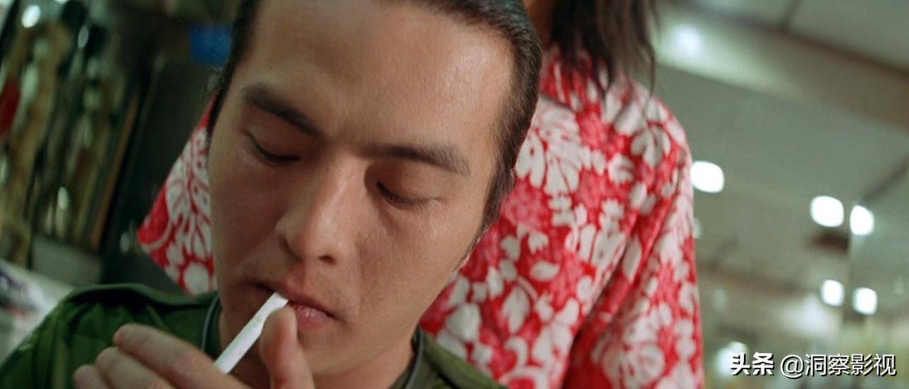 2003年上映,香港胖子林雪主演,"好玩"的港片《ptu》_马尾_电影_警枪