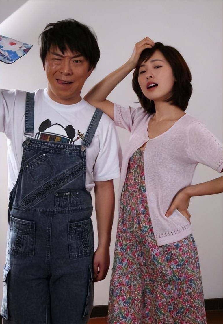 2011年和江一燕主演的爱情喜剧《假装情侣》总票房才3000万.