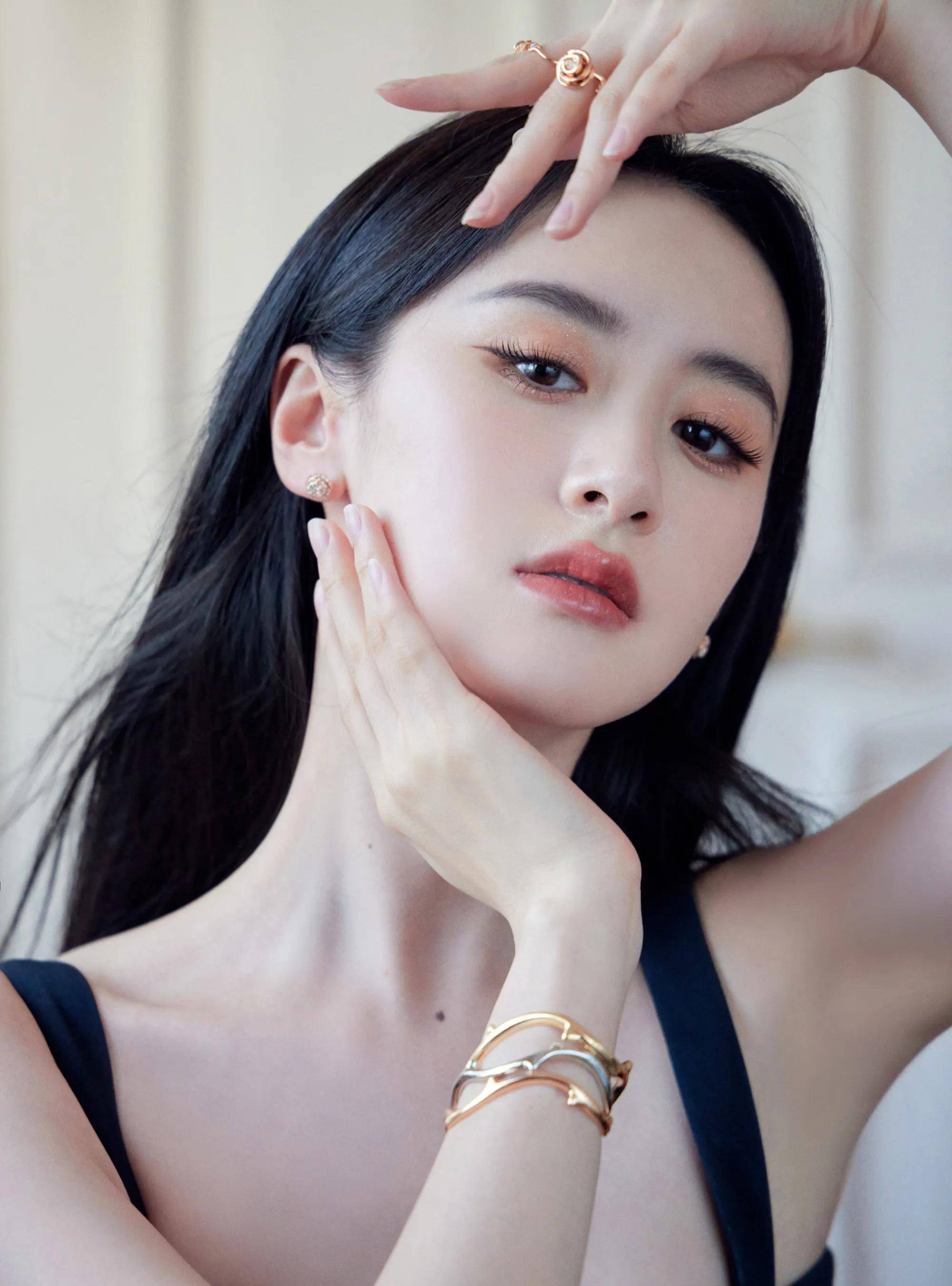 绝美女神袁冰妍,优雅又娇艳,绽放华丽的梦幻之旅_古装_角色_作品