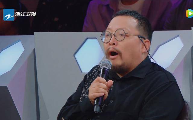 离开了《奇葩说》的姜思达一样大放异彩,把佟大为的脸都说绿了_表演_