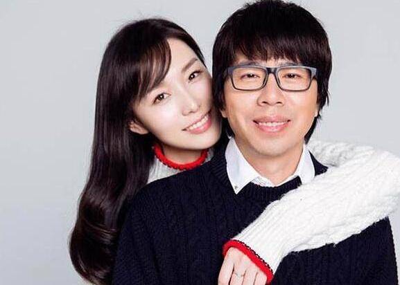 水木年华卢庚戌儿子一岁了,白白胖胖软萌可爱,与爸爸如复制粘贴_姚勇