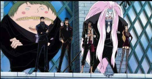 海贼王,cp0有那么多人保证每位天龙人身边都有一位c保护他们吗?