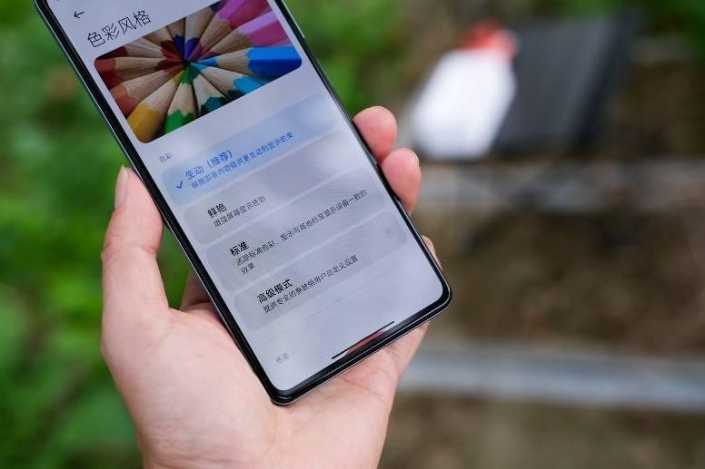原创
            刘强东太猛了：索尼IMX766+OIS防抖+5000mAh，跌至1499元！6