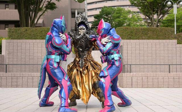 revice剧场版外传:基夫结局透露被揍到只剩下俩眼球_腰带_奇美拉_方面