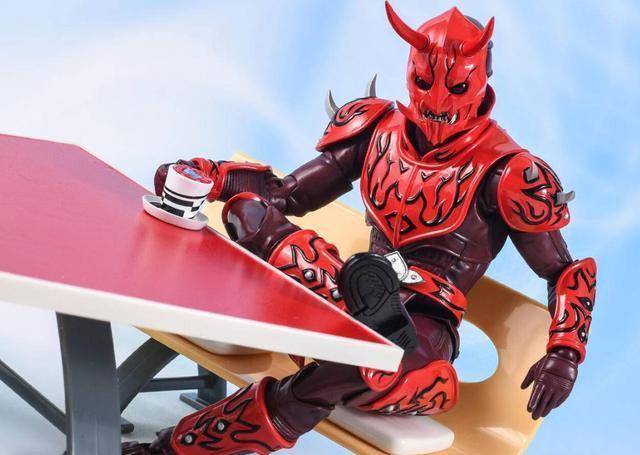 假面骑士电王:异魔神桃塔罗斯可动手办官图公开俺华丽的登场了_经典