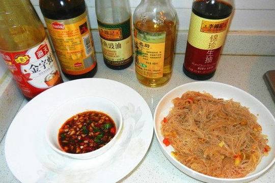 这道菜，开水焯一下就能吃，5分钟上桌，补***、养胃、增强免疫力(图5)