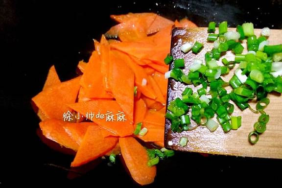 这被称为小人参的菜，孩子要多吃，常吃能补***明目，对眼睛视力好(图5)