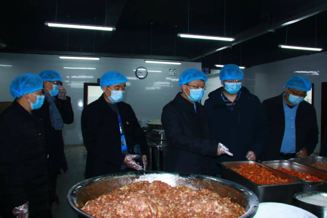 永川区人大常委会副主任张正元到重庆文理学院附中检查食品安全_工作