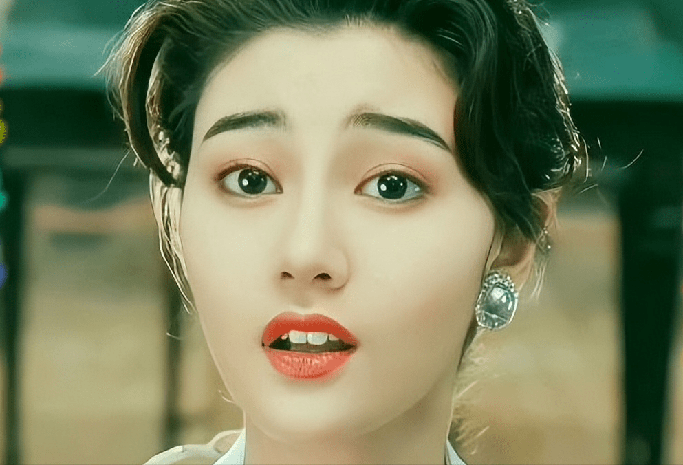 友情越位,恋人未满,1997年的黎明和李嘉欣,是多少人的意难平?