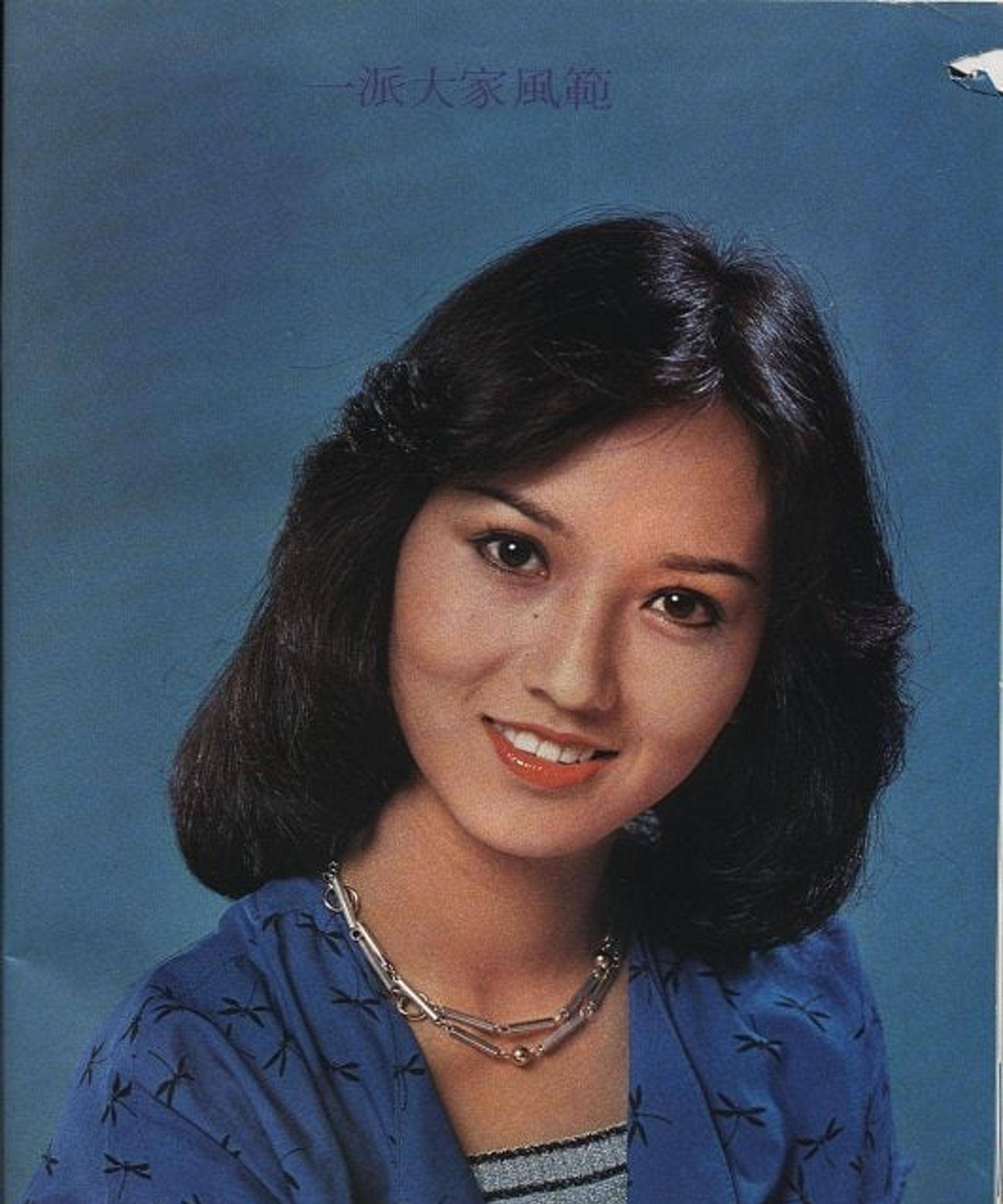 邵音音曾经是70年代火红的时尚女神邵音音,现年已70岁的她虽然