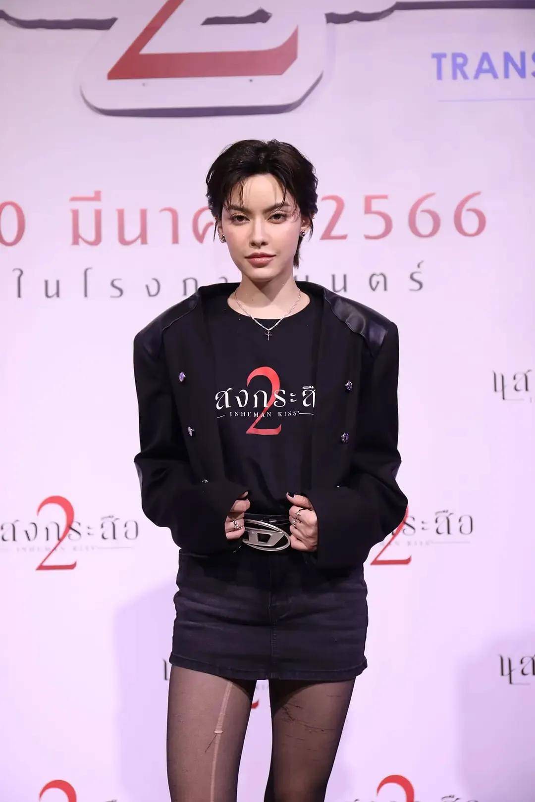 泰剧禁忌女孩ning chanya脑瘤病变或将醒不过来:乐观带来电影《落头式