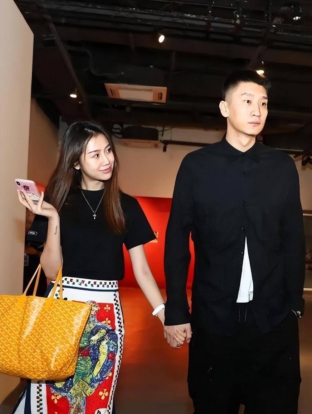 "篮球名将"孙悦:两次拒绝国家队,女友老婆都是名模_北京_奥神队_业余