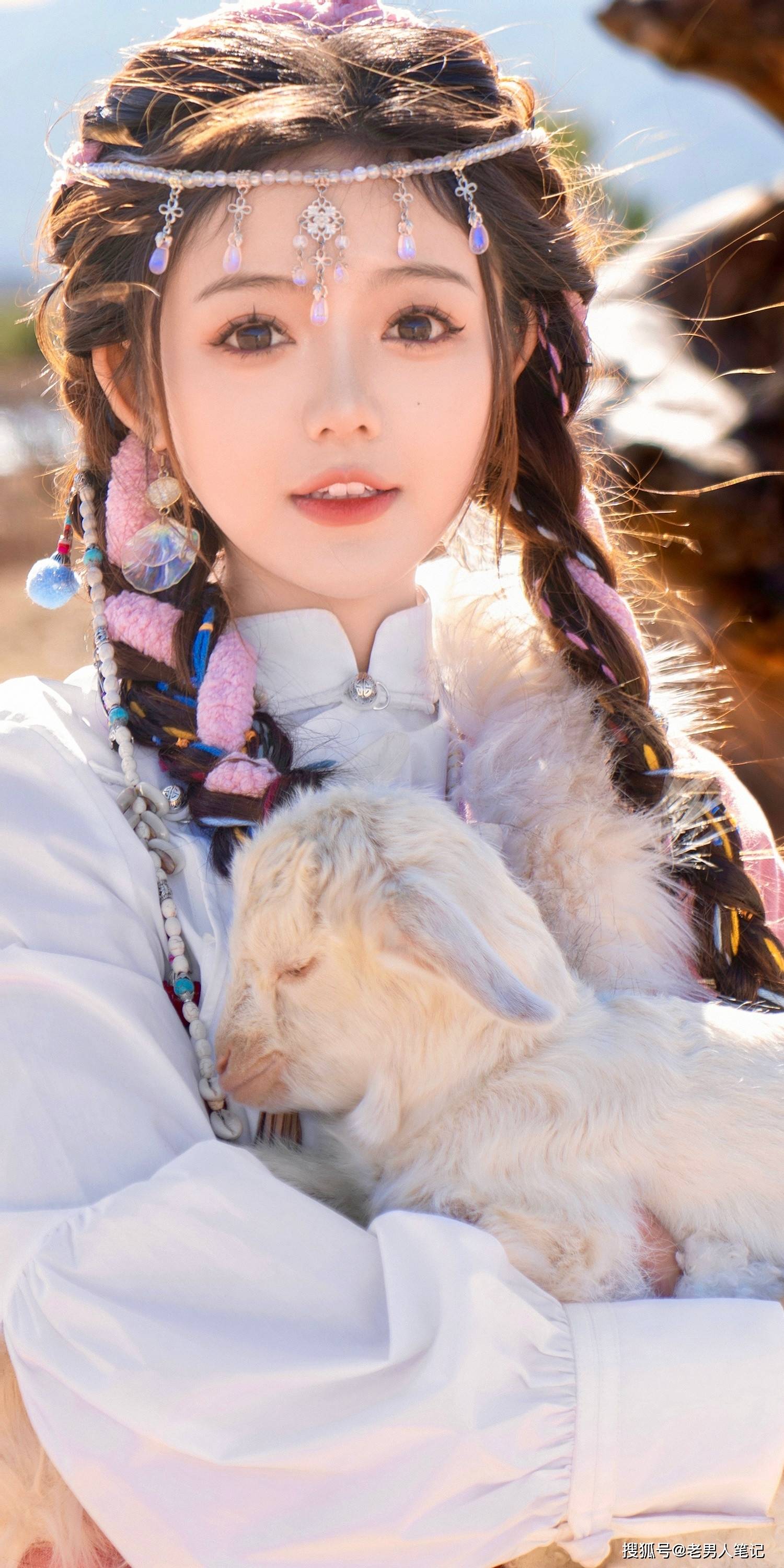 肖然心的演艺事业也在不断发展壮大,她先后出演了