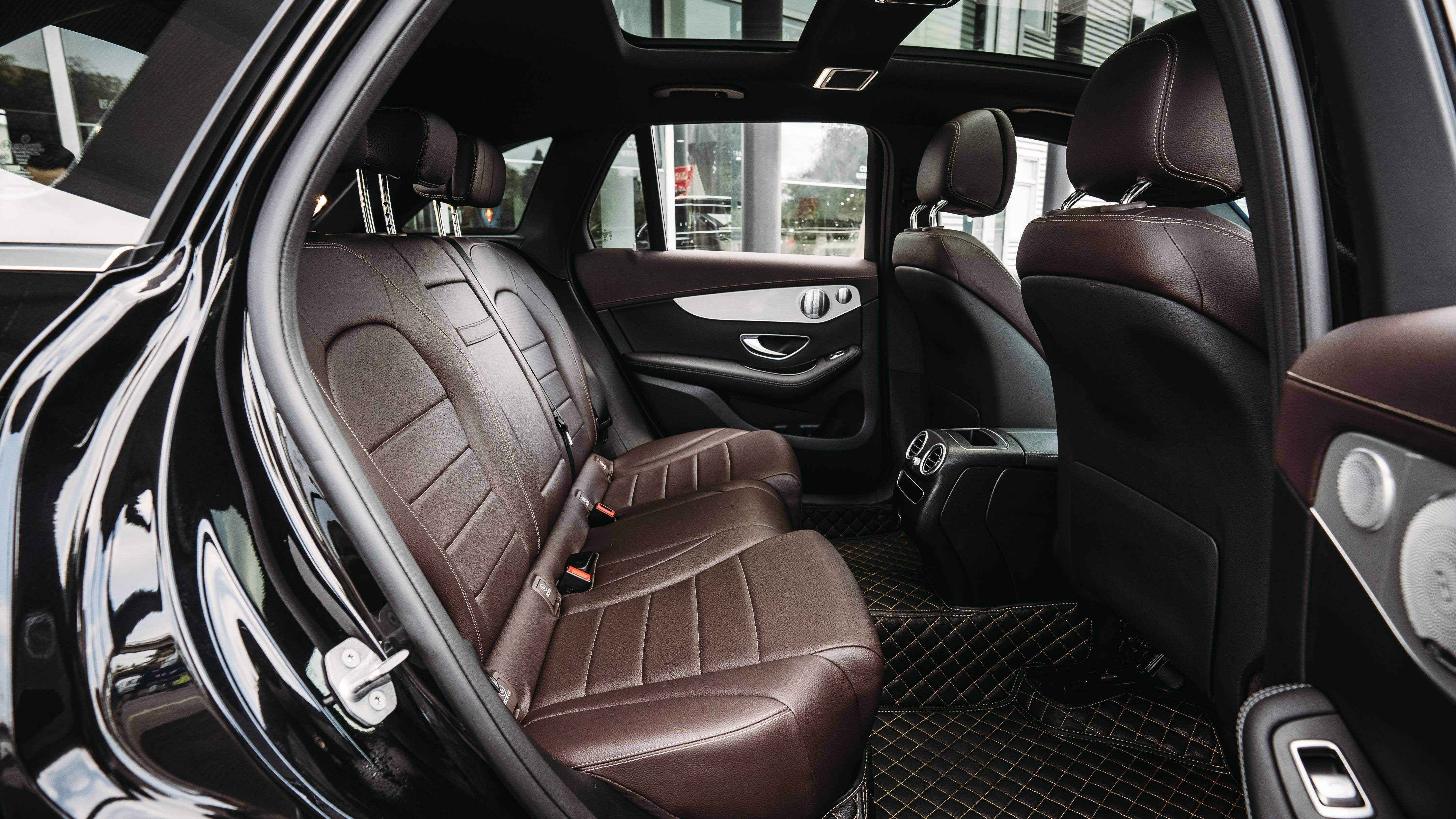 【奔驰 glc260l 4matic 动感型】