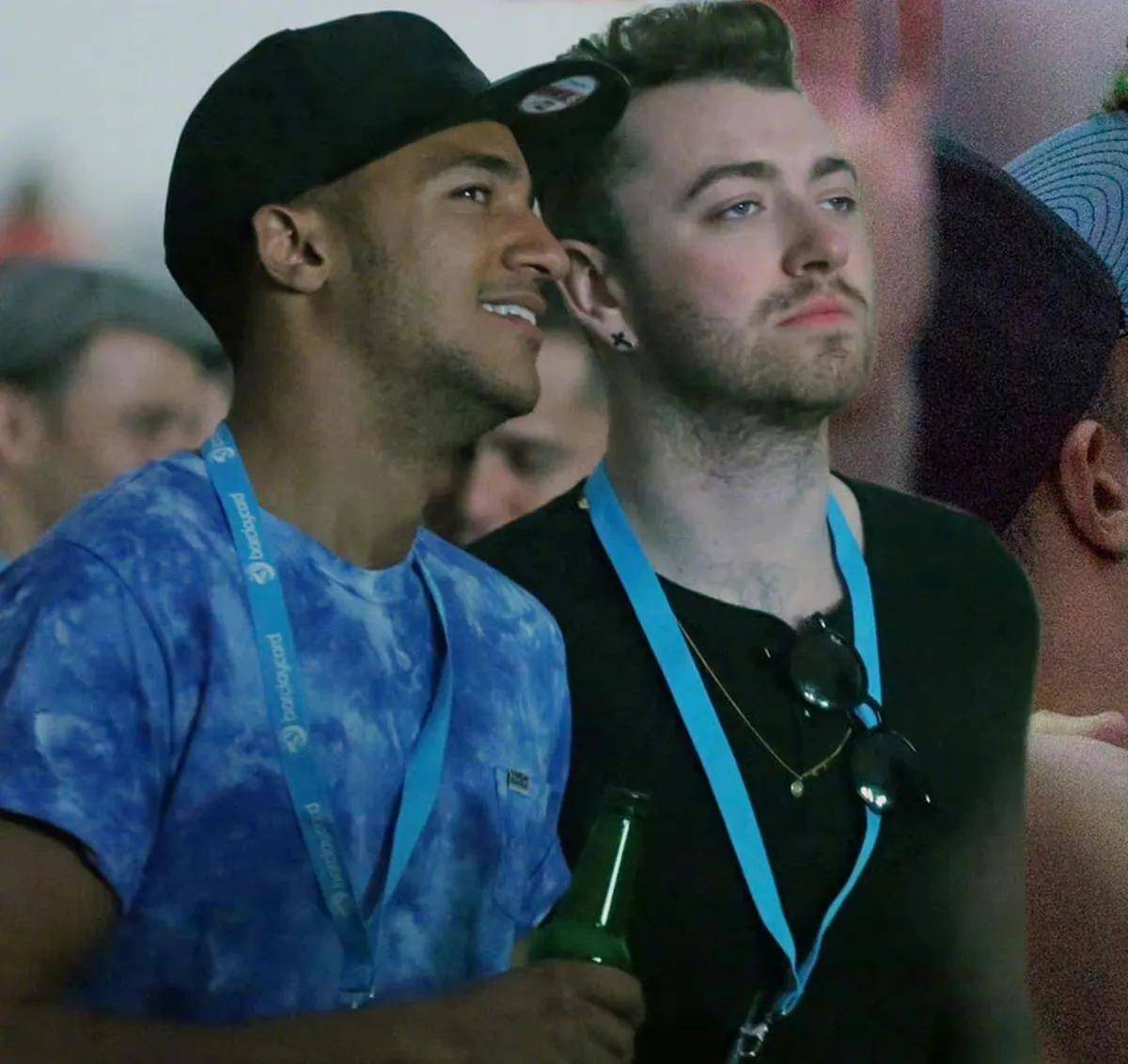 骚姆sam smith的四任男友个个有品,真会挑男人!_恋情_萨姆_史密斯