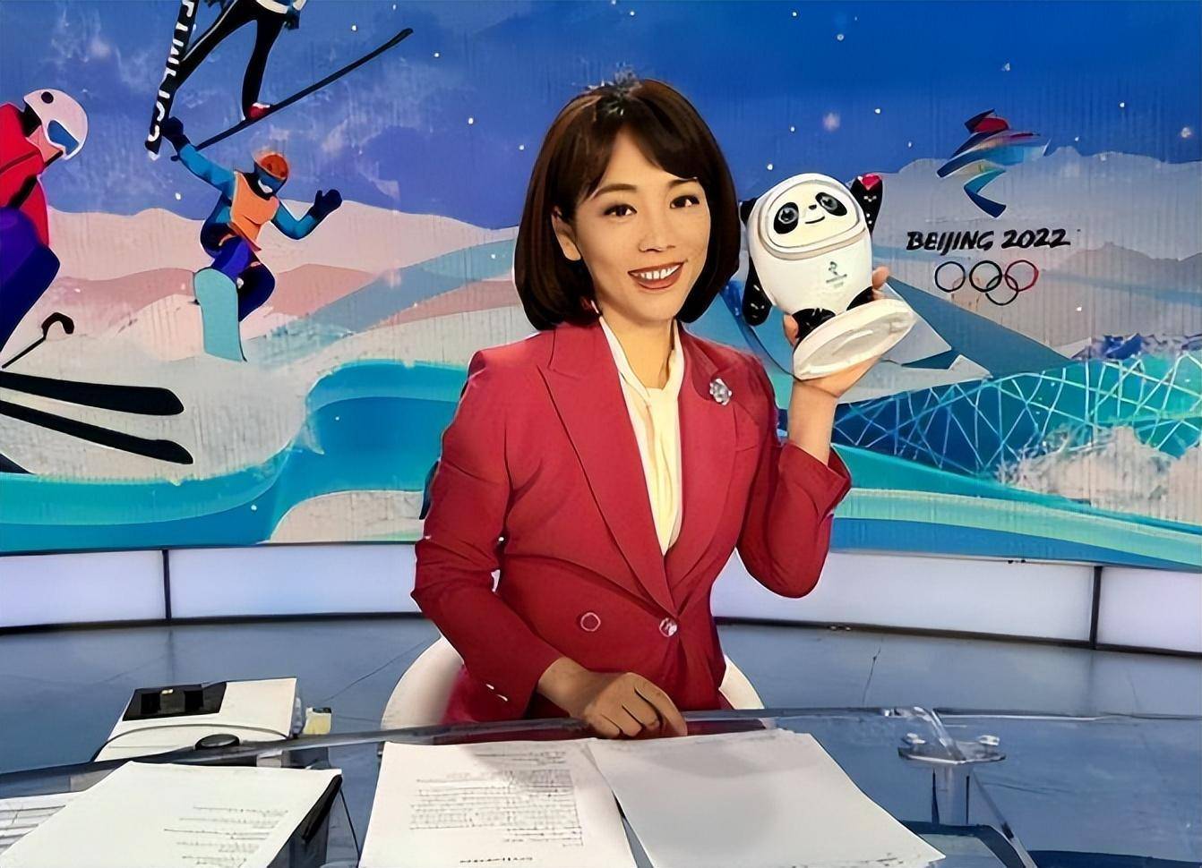 央视劳春燕:34岁嫁大11岁复旦教授,婚后分居16年,风光背后有泪水_工作