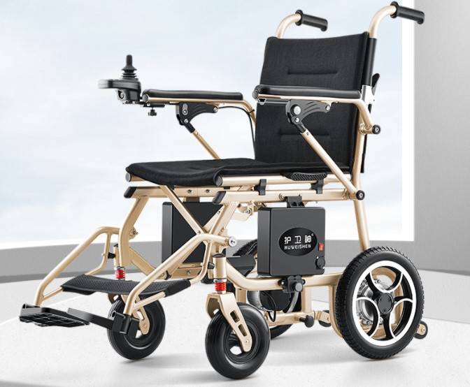 老人自动轮椅（3款轻便型电动轮椅推荐）